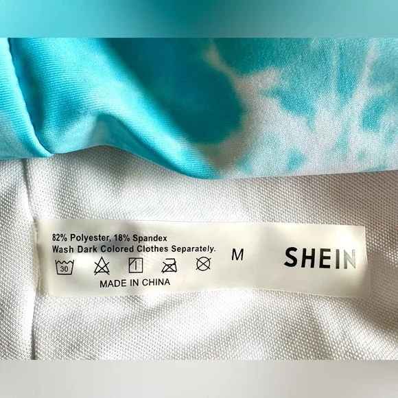 SHEIN BLUE AND WHITE TIE-DYE BIKINI SET -SIZE M - Picture 3 of 3